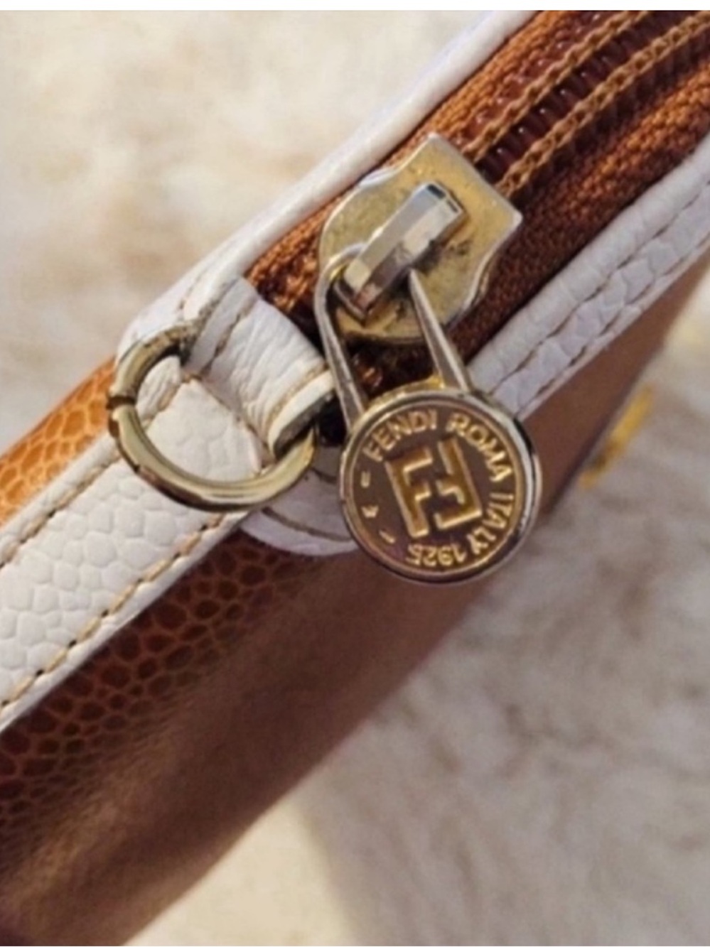 Fendi | Handbag | Vintage Shoulder Bag - Picture 6 of 14
